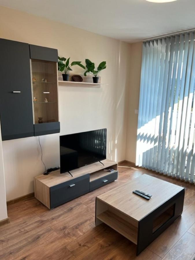 Apartament комфорт, близо до летището Sofia