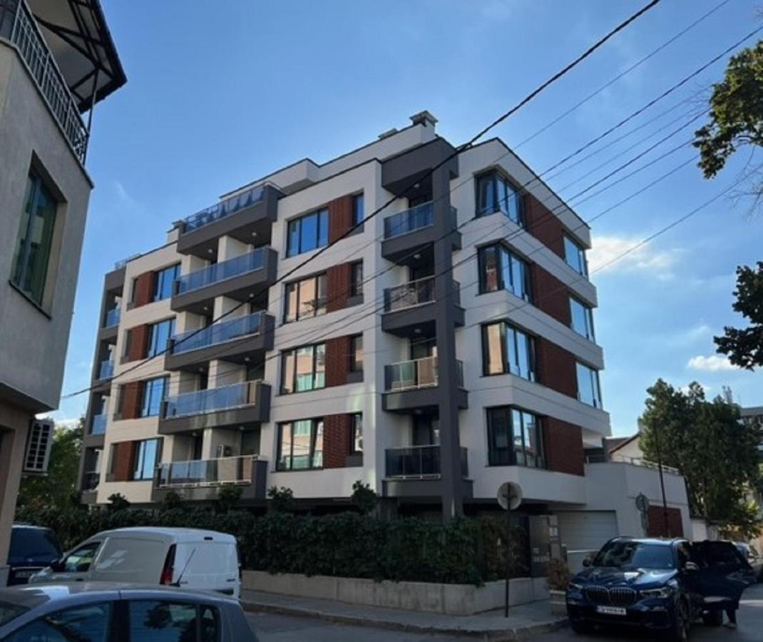 Apartament комфорт, близо до летището