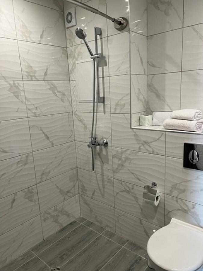 Apartament комфорт, близо до летището *